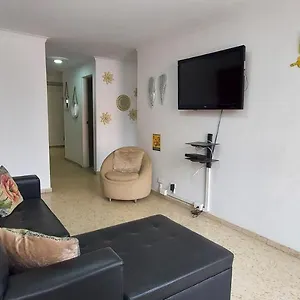 Apartamento Amplio En Colores, Medellín