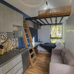 Villa Moderna Casa Pequena En El Poblado Mde A106, Medellín